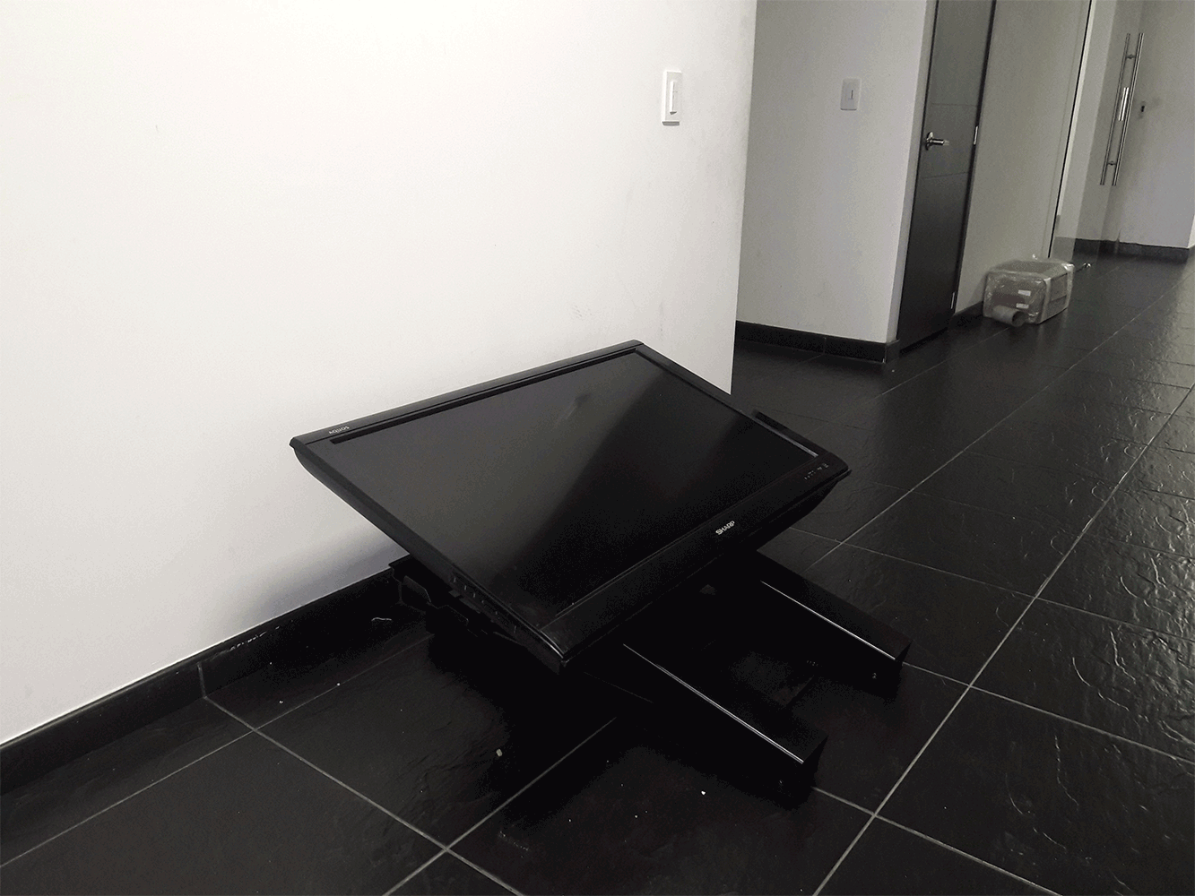 Soporte con inclinacion de 45 grados desde el suelo Soporte con inclinacion de 45 grados desde el suelo